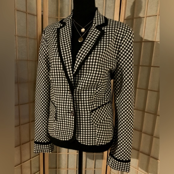 7th AVENUE- Black/white plaid 2 button blazer. 2 flat front pockets. Sz 10 - Picture 1 of 10